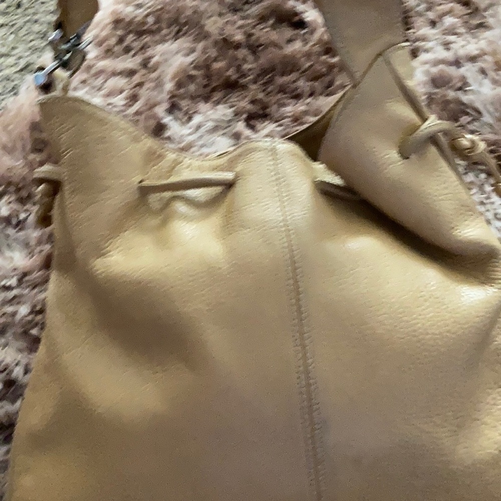 Besso shoulder bag